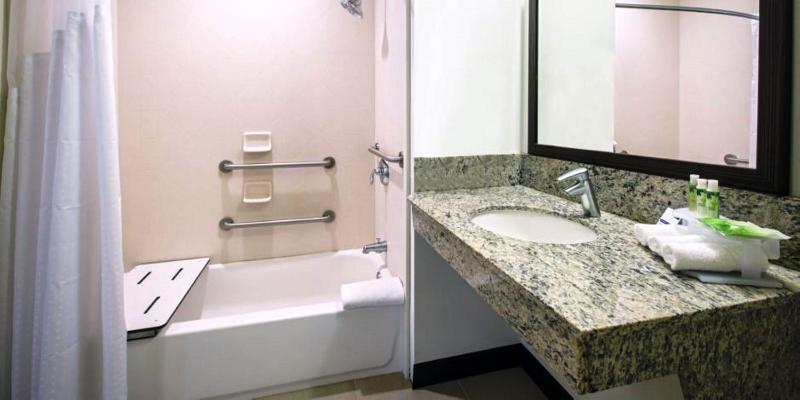 Holiday Inn Express & Suites Kailua-Kona By Ihg Exterior photo