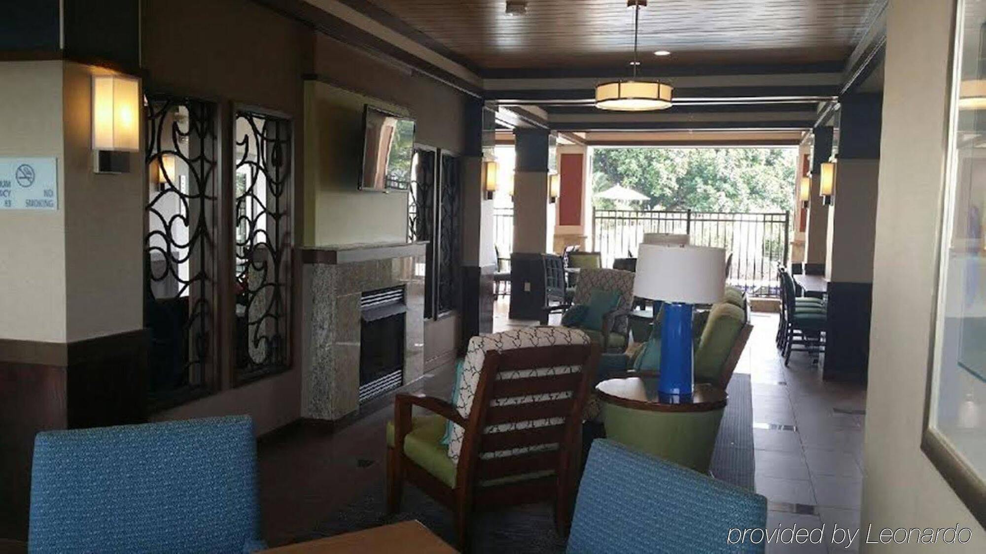Holiday Inn Express & Suites Kailua-Kona By Ihg Exterior photo